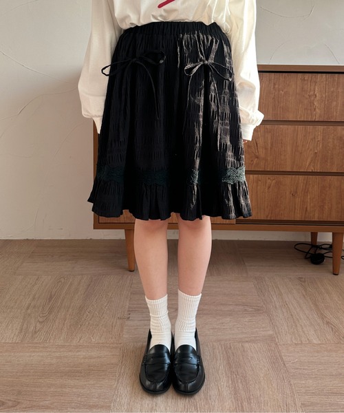 kutir(クティール)の「リボンドロストレース切り替えミニスカート(スカート・レディース・オフホワイト/ブラック・FREE)」の16枚目の写真