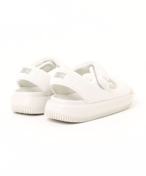 NIKE(ナイキ)の「【NIKE】FJ6043-002 ナイキ ウィメンズ カ-ム サンダル(サンダル・レディース・アイボリー・22cm/23cm/24cm/25cm)」の2枚目の写真