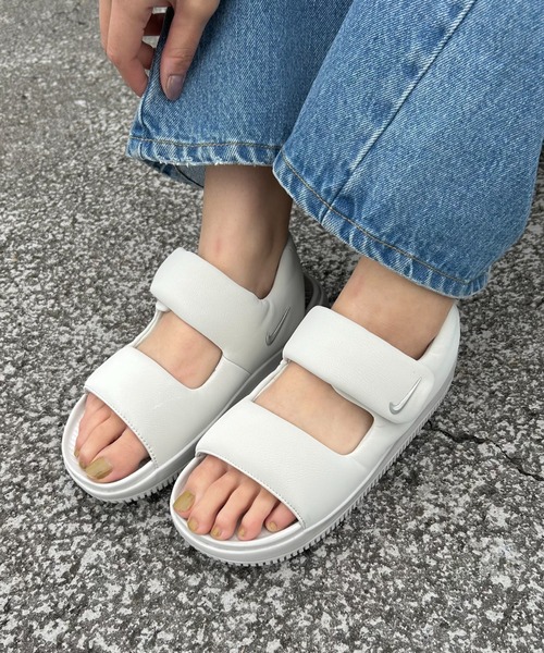 NIKE(ナイキ)の「【NIKE】FJ6043-002 ナイキ ウィメンズ カ-ム サンダル(サンダル・レディース・アイボリー・22cm/23cm/24cm/25cm)」の5枚目の写真