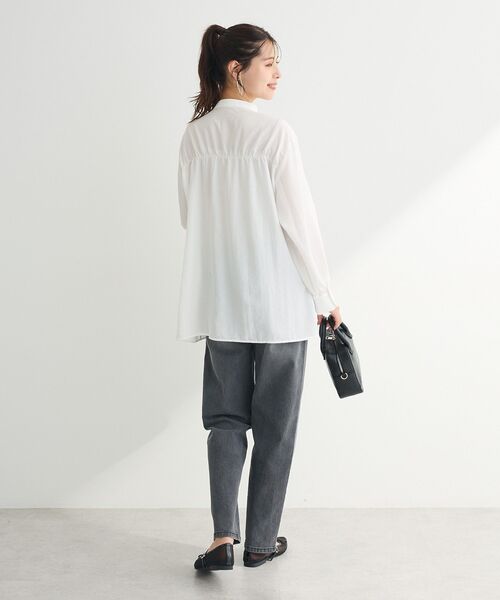 Green　Parks（グリーンパークス）の「GUMストレッチパネル切り替えデニムパンツ（デニムパンツ・レディース・ブラック/インディゴブルー・M/L）」の5枚目の写真