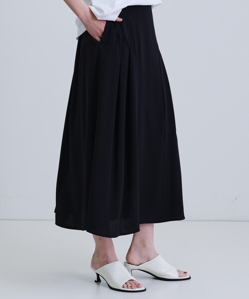 GALLEST(ギャレスト)の「ドレープギャザースカート(スカート・レディース・ブラック/ホワイト/グリーン系・36/38/40)」の2枚目の写真