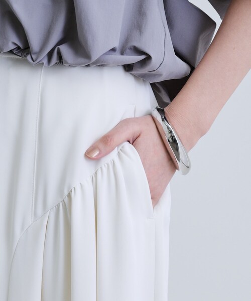 GALLEST(ギャレスト)の「ドレープギャザースカート(スカート・レディース・ブラック/ホワイト/グリーン系・36/38/40)」の12枚目の写真