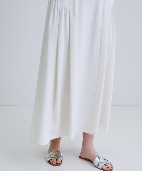 GALLEST(ギャレスト)の「ドレープギャザースカート(スカート・レディース・ブラック/ホワイト/グリーン系・36/38/40)」の14枚目の写真