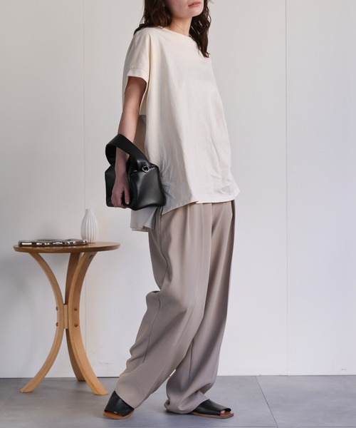ap retro(アプレトロ)の「【接触冷感】フレンチスリーブTee / オーバーサイズTeeシャツ(Tシャツ/カットソー・レディース・ブルー/アイボリー/ブラック/チャコール・FREE)」の10枚目の写真