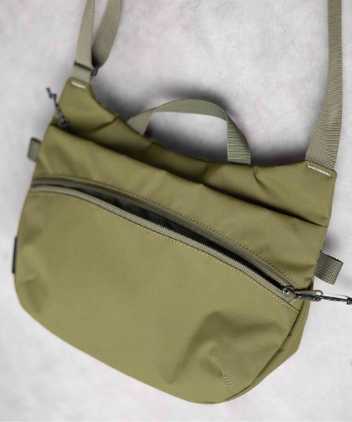 Gramicci(グラミチ)の「▼GRAMICCI(グラミチ) ▼CORDURA SHOULDER BAG(ショルダーバッグ・メンズ・ブラック/オリーブ・FREE)」の9枚目の写真