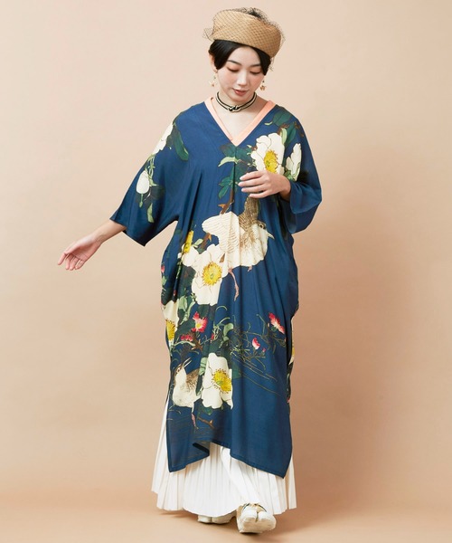 倭物やカヤ(ワモノヤカヤ)の「【倭物やカヤ】花鳥ワンピース(ワンピース・レディース・ブラック/レッド/ホワイト/ネイビー・FREE)」の4枚目の写真
