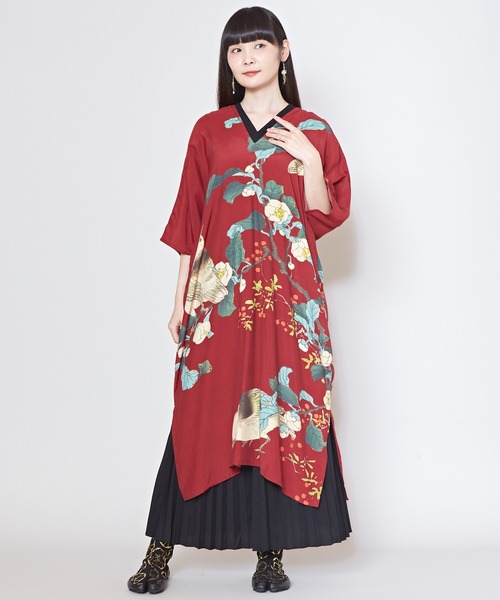 倭物やカヤ(ワモノヤカヤ)の「【倭物やカヤ】花鳥ワンピース(ワンピース・レディース・ブラック/レッド/ホワイト/ネイビー・FREE)」の1枚目の写真