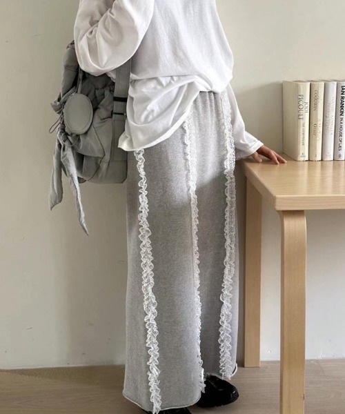 GEMEDA(ジェメダ)の「レースラインロングスカート(スカート・レディース・グレー/ブラック・M)」の7枚目の写真
