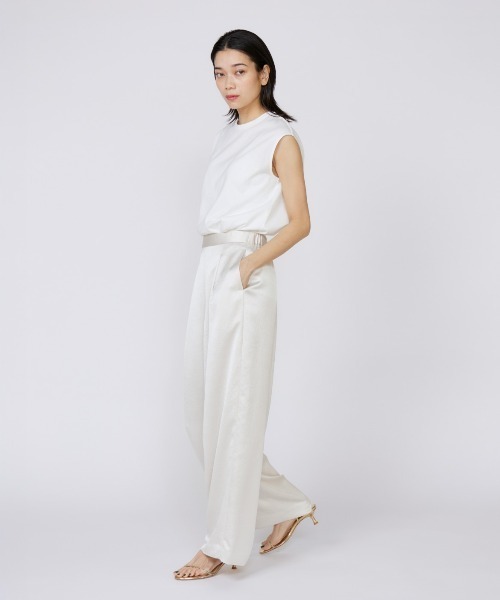 INED（イネド）の「【接触冷感】フレンチスリーブカットソー（Tシャツ/カットソー・レディース・ホワイト/ブラック/グリーン/グレー系その他・11号/9号）」の6枚目の写真