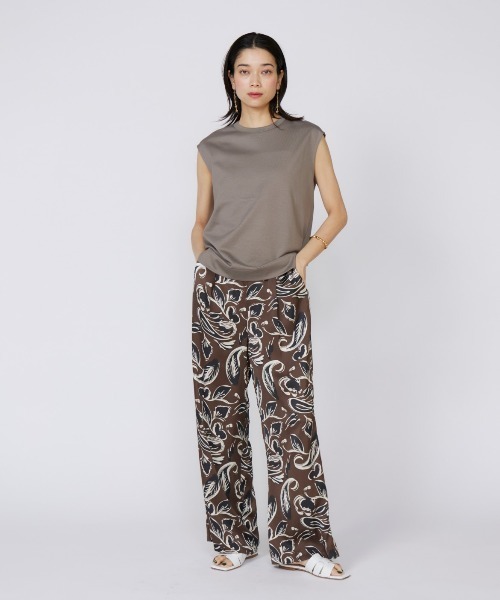 INED（イネド）の「【接触冷感】フレンチスリーブカットソー（Tシャツ/カットソー・レディース・ホワイト/ブラック/グリーン/グレー系その他・11号/9号）」の12枚目の写真