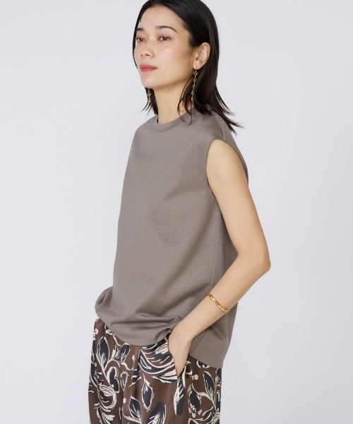 INED（イネド）の「【接触冷感】フレンチスリーブカットソー（Tシャツ/カットソー・レディース・ホワイト/ブラック/グリーン/グレー系その他・11号/9号）」の19枚目の写真