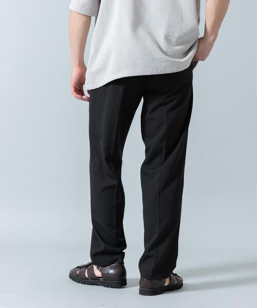 URBAN RESEARCH ROSSO MEN(アーバンリサーチロッソメン)の「『WEB限定』『セットアップ対応/XLサイズあり』リネンライクリラックステーパードパンツ(その他パンツ・メンズ・ネイビー/ブラック・X-LARGE/LARGE/MEDIUM)」の4枚目の写真