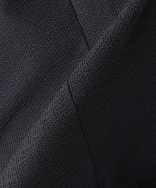 HERNO(ヘルノ)の「HERNO (ヘルノ) SeerSucker Stretch 2BJK GA000192U(テーラードジャケット・メンズ・ネイビー・46)」の3枚目の写真