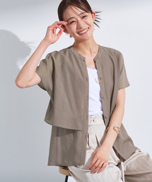 INDIVI（インディヴィ）の「新色登場！【洗える／エアリー】ティアードブラウス（シャツ/ブラウス・レディース・ブルーグリーン/ネイビー系3/ネイビー系2/ベージュ系その他5/ブラウン系その他5/オレンジ系3/ブラック/ブラウン系/ライトブルー/ホワイト・15 /19/13/12/05/40/38/36/03）」の5枚目の写真