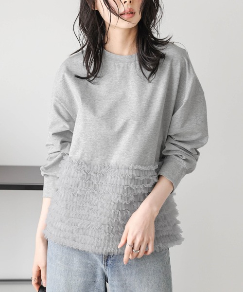 AMELY(エミリー)の「チュールフリルプルオーバー(Tシャツ/カットソー・レディース・ブラック/グレー/ホワイト・フリー)」の3枚目の写真