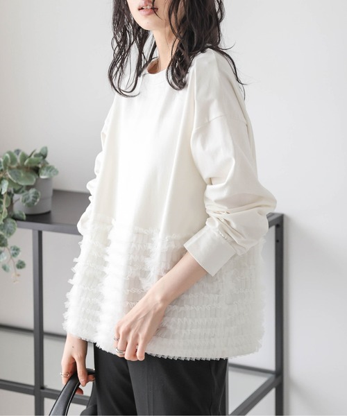 AMELY(エミリー)の「チュールフリルプルオーバー(Tシャツ/カットソー・レディース・ブラック/グレー/ホワイト・フリー)」の2枚目の写真