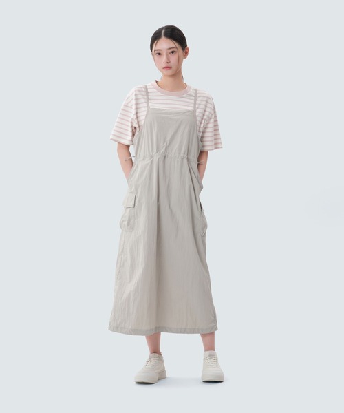 Snow Peak(スノーピーク)の「Snow Peak / Taslan Sleeveless Dress スリーブレスワンピース(ワンピース・レディース・ブラック/カーキ/ベージュ・S/M/L)」の4枚目の写真