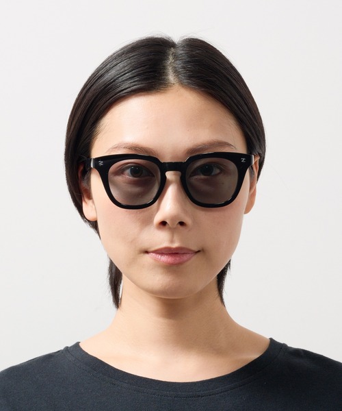 サンカクさん専用ページです 海外用変換プラグケース付きサスケ3 スモーク – kashimura