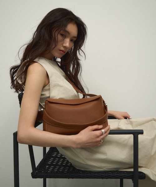 ★ILLIGO★ATYPICAL POCKET BAG★ポケット ショルダーバッグ★ セール】multi pocket shoulder bag/マルチポケット ショルダー