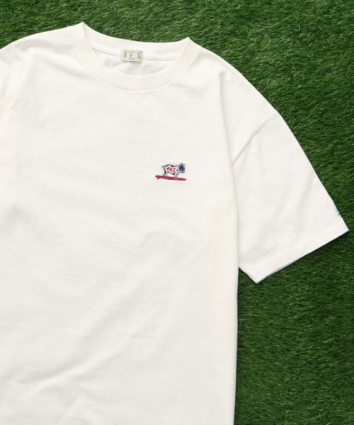 The Endless Summer（エンドレスサマー）の「TES ORGANIC COTTON HUNTINGTON BIG T-SHIRT / オーガニックコットンビッグT（Tシャツ/カットソー・メンズ・モカ/アイボリー/ホワイト/ブラック/レッド・SMALL/MEDIUM/LARGE/X-LARGE）」の3枚目の写真