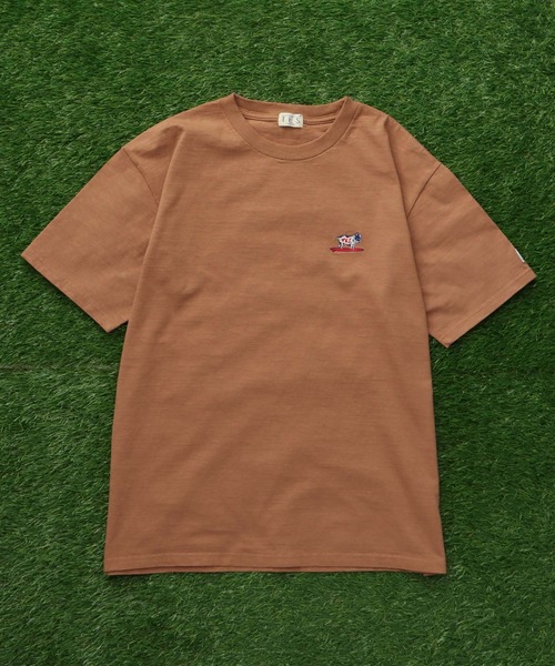 The Endless Summer（エンドレスサマー）の「TES ORGANIC COTTON HUNTINGTON BIG T-SHIRT / オーガニックコットンビッグT（Tシャツ/カットソー・メンズ・モカ/アイボリー/ホワイト/ブラック/レッド・SMALL/MEDIUM/LARGE/X-LARGE）」の11枚目の写真