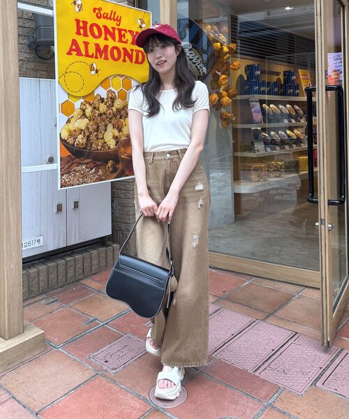 mline（エムライン）の「[mline]クラッシュダメージデニム（デニムパンツ・レディース・ブルー/ブラウン・1/2）」の8枚目の写真