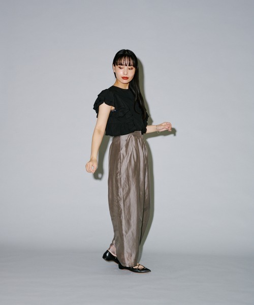 terrace（テラス）の「フリルシルキーブラウス（シャツ/ブラウス・レディース・オフホワイト/ブラック/オレンジ/グリーン・MEDIUM）」の10枚目の写真