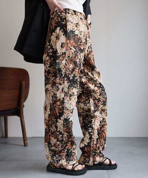 ap retro（アプレトロ）の「ゴブランパンツ / 柄ジャガードパンツ（その他パンツ・レディース・ブラック系その他/ベージュ系その他/ブルー系その他/パープル系その他/ブラウン/ブラック・MEDIUM/LARGE）」の9枚目の写真