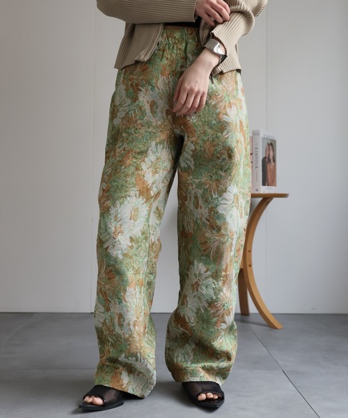 ap retro（アプレトロ）の「ゴブランパンツ / 柄ジャガードパンツ（その他パンツ・レディース・ブラック系その他/ベージュ系その他/ブルー系その他/パープル系その他/ブラウン/ブラック・MEDIUM/LARGE）」の16枚目の写真