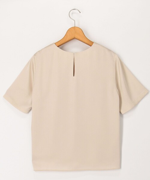 NOLLEY’S(ノーリーズ)の「オトナサテン半袖Tブラウス(シャツ/ブラウス・レディース・ホワイト/ネイビー/ベージュ/ブラック・36/38/40)」の13枚目の写真