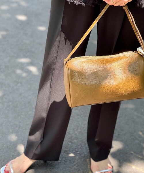 NOLLEY’S（ノーリーズ）の「スクエアワンショルダーバッグ（ショルダーバッグ・レディース・カーキブラウン/ブラック/オフホワイト/サックスブルー・FREE）」の3枚目の写真