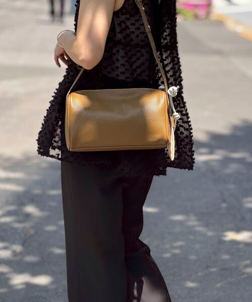 NOLLEY’S（ノーリーズ）の「スクエアワンショルダーバッグ（ショルダーバッグ・レディース・カーキブラウン/ブラック/オフホワイト/サックスブルー・FREE）」の5枚目の写真