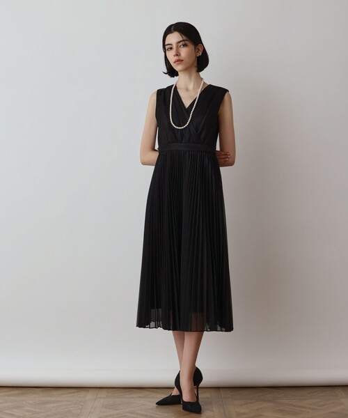 GRACE CONTINENTAL（グレースコンチネンタル）の「ブライトメッシュワンピース（ワンピース・レディース・グレー/ブラック・36/38）」の3枚目の写真