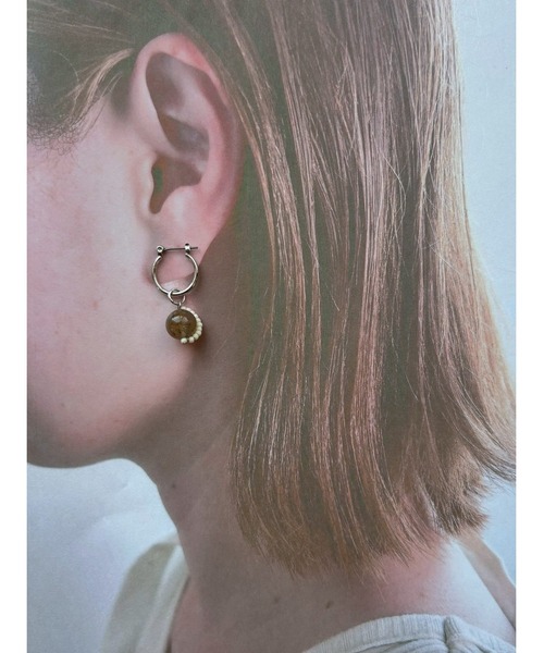 tone（トーン）の「【colore】【colore】【金属アレルギー対応】天然石のフープピアス(MA)（ピアス（両耳用）・レディース・ブラウン・FREE）」の3枚目の写真