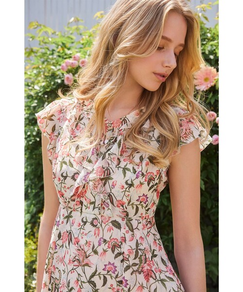 TOCCA(トッカ)の「CHARM FIELD ドレス(ワンピース・レディース・アイボリー系5/ピンク系5・2/0/4/6)」の3枚目の写真