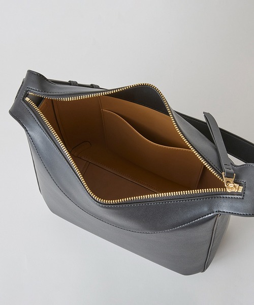 HASHIBAMI（ハシバミ）の「【HASHIBAMI】フェズ タテナガ ショルダーバッグ（ショルダーバッグ・レディース・ダークブラウン/ブラック・FREE）」の17枚目の写真