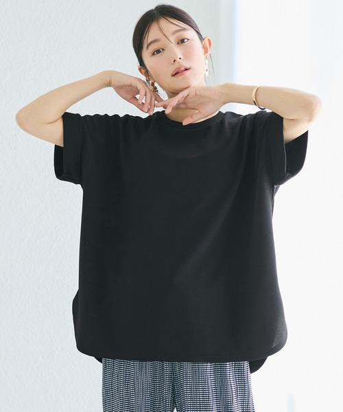 coca(coca)(コカ)の「\SNSで話題!!/ライトエンボスロールアップスリーブトップス 速乾/イージーケア/乾燥機OK/通気性/ストレッチ(Tシャツ/カットソー・レディース・ライトベージュ/ブラック/ダークベージュ・L/M)」の12枚目の写真
