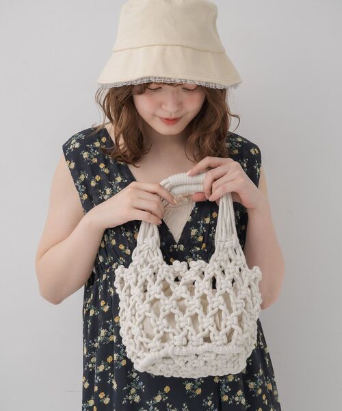 RETRO GIRL（レトロガール）の「マクラメハンドバッグ（ハンドバッグ・レディース・ブルー/ナチュラル/ブラック・ONE SIZE）」の6枚目の写真