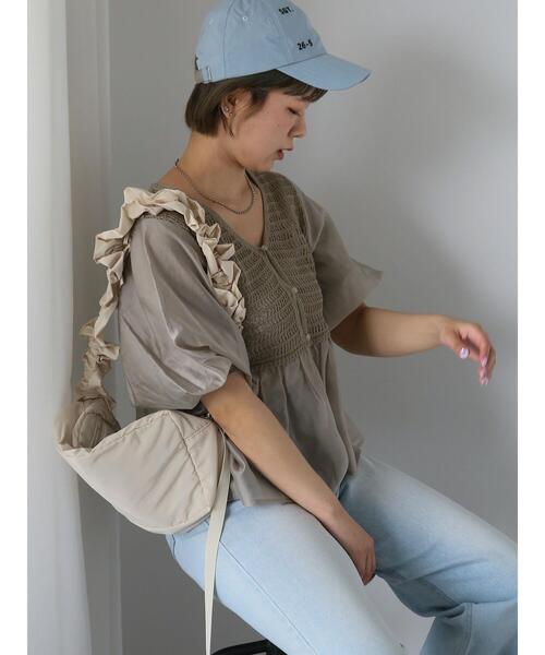 ehka sopo(エヘカソポ)の「◎ニットコンビバルーンスリーブブラウス(シャツ/ブラウス・レディース・モカ/ブラック/オフホワイト・F)」の19枚目の写真