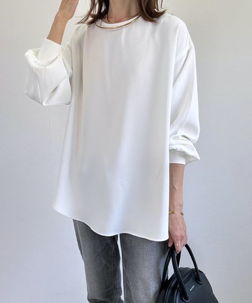 STYLEDOOR（スタイルドア）の「【サイズ展開あり】バックジップロングスリーブTブラウス（シャツ/ブラウス・レディース・ブラック/チャコールグレー/ホワイト・L/M/LL）」の20枚目の写真