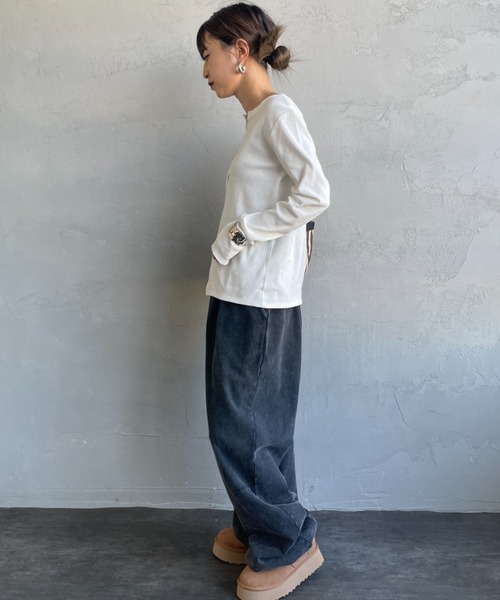 nenom（ネノム）の「[nenom/ネノム] 前後2WAY カットホール リブカットソー（Tシャツ/カットソー・レディース・ブラック/オフホワイト/グレー/イエロー・F）」の9枚目の写真