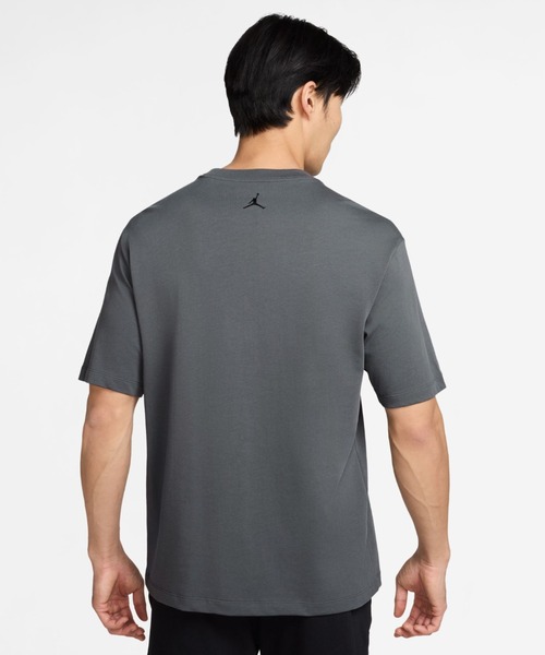 JORDAN BRAND(ジョーダンブランド)の「JORDAN BRAND M J BRND BR SNKR PCH SS CRW / ジョーダン ブランド メンズ スニーカー パッチ Tシャツ / NIKE【SP】(Tシャツ/カットソー・メンズ・カーキ/チャコールグレー・S/M/L/XL/XXL)」の7枚目の写真