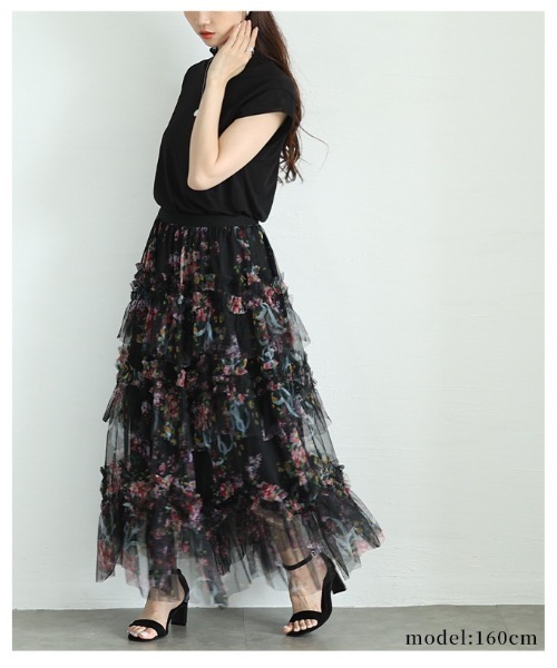 Sawa a la mode(サワアラモード)の「花柄シフォンティアードフリルフレアスカート(スカート・レディース・オフホワイト/ブラック・FREE)」の14枚目の写真