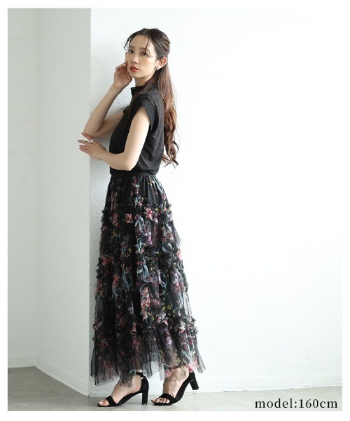 Sawa a la mode(サワアラモード)の「花柄シフォンティアードフリルフレアスカート(スカート・レディース・オフホワイト/ブラック・FREE)」の16枚目の写真