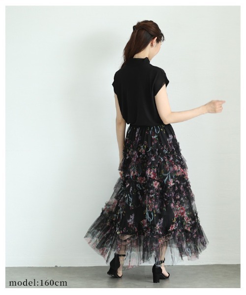 Sawa a la mode(サワアラモード)の「花柄シフォンティアードフリルフレアスカート(スカート・レディース・オフホワイト/ブラック・FREE)」の19枚目の写真