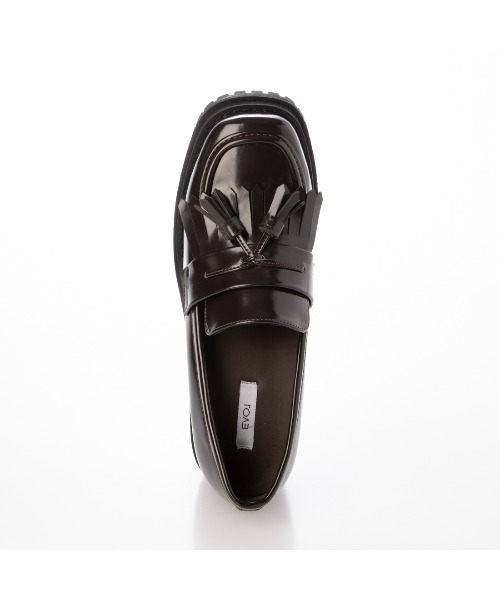 EVOL（イーボル）の「【ふかふか・クッション入り】キルトタッセル6.5cmローファー IZ5847（ローファー・レディース・ブラウン/ブラック・22.0cm/22.5cm/23.0cm/24.0cm/24.5cm/25.0cm/23.5cm）」の17枚目の写真