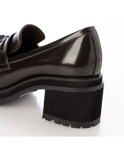 EVOL（イーボル）の「【ふかふか・クッション入り】キルトタッセル6.5cmローファー IZ5847（ローファー・レディース・ブラウン/ブラック・22.0cm/22.5cm/23.0cm/24.0cm/24.5cm/25.0cm/23.5cm）」の18枚目の写真