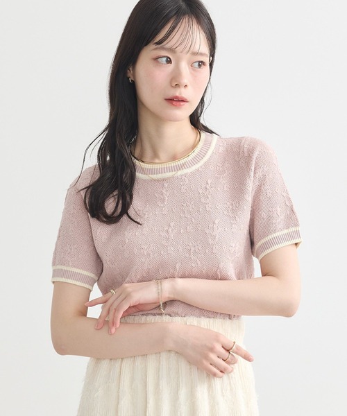 earth music&ecology(アースミュージックアンドエコロジー)の「バイカラーフラワージャガードニットプルオーバー(Tシャツ/カットソー・レディース・ピンク/クリーム/ダークネイビー・FREE)」の2枚目の写真
