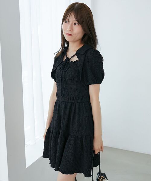 MAJESTIC LEGON（マジェスティックレゴン）の「襟付きデコルテオープンミニワンピ（ワンピース・レディース・ブラック系その他/ブラック/グレー系その他・MEDIUM）」の10枚目の写真