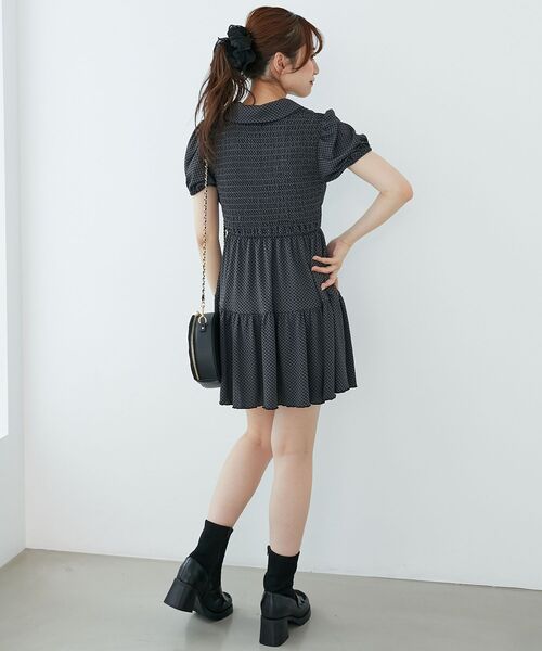 MAJESTIC LEGON（マジェスティックレゴン）の「襟付きデコルテオープンミニワンピ（ワンピース・レディース・ブラック系その他/ブラック/グレー系その他・MEDIUM）」の14枚目の写真